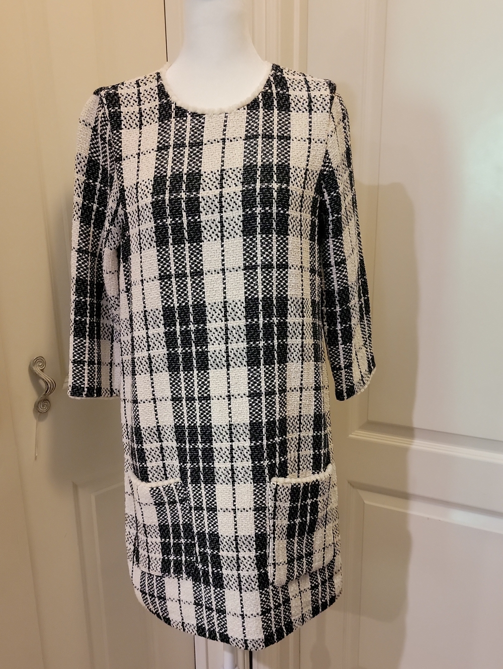 Zara Black and White Plaid Long Sleeve Shift Dress